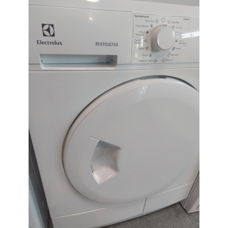 Sèche Linge CONDENSATION 7 KG  ELECTROLUX EDP2074PZW